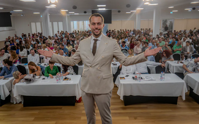 Takács Dániel – Lezárási specialista